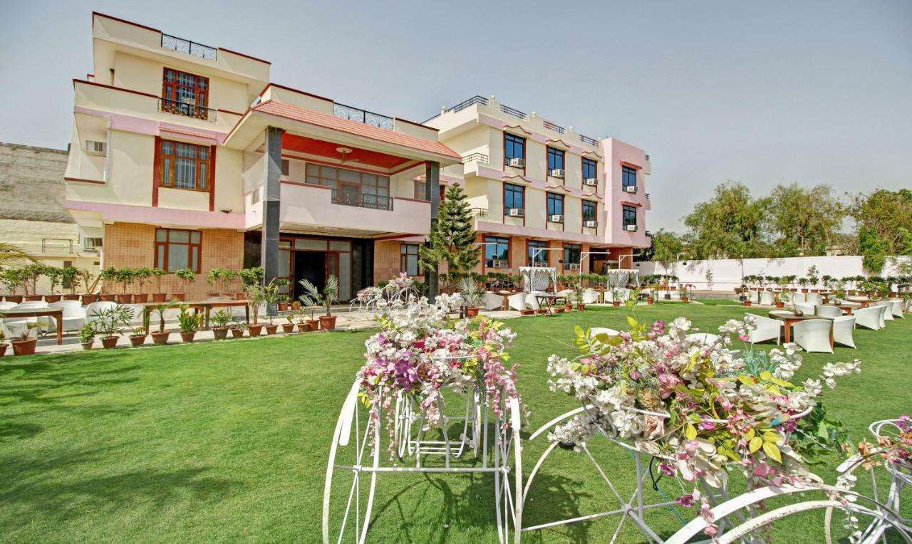 Treebo Trend Lagoon 3* Jaipur