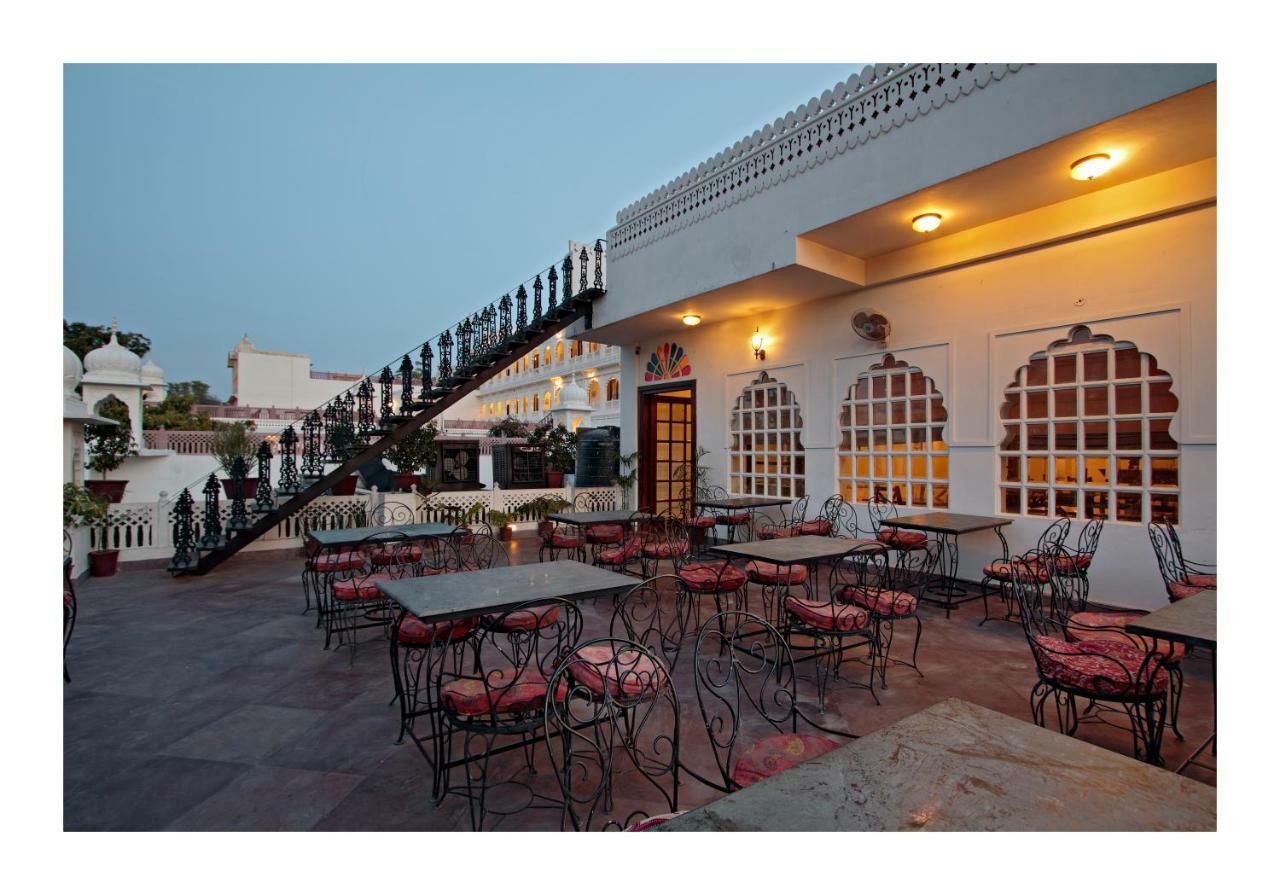 Heritage Khandwa Haveli Hotel