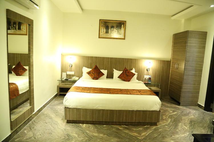 King Palace Hotel
