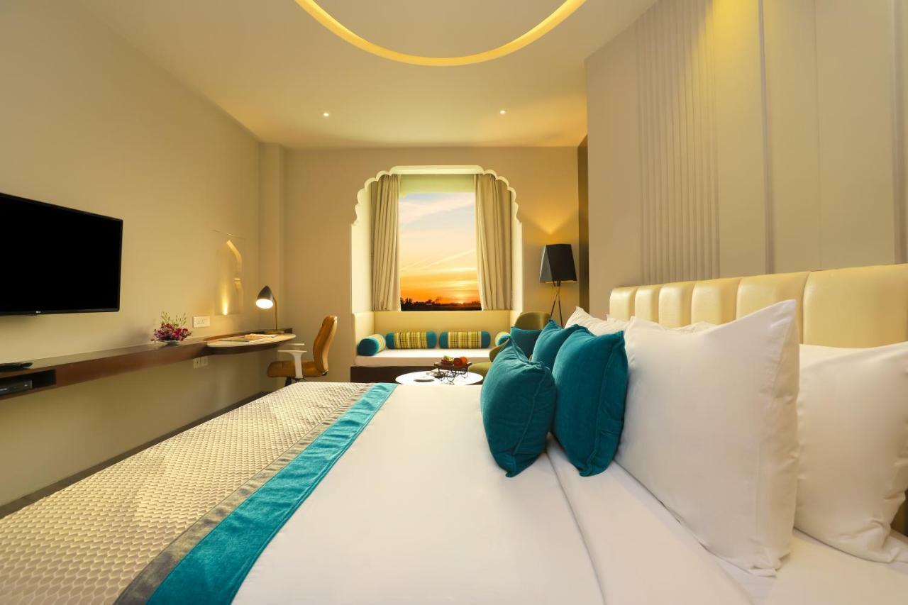 Resort Zone Palace By The Park 4*