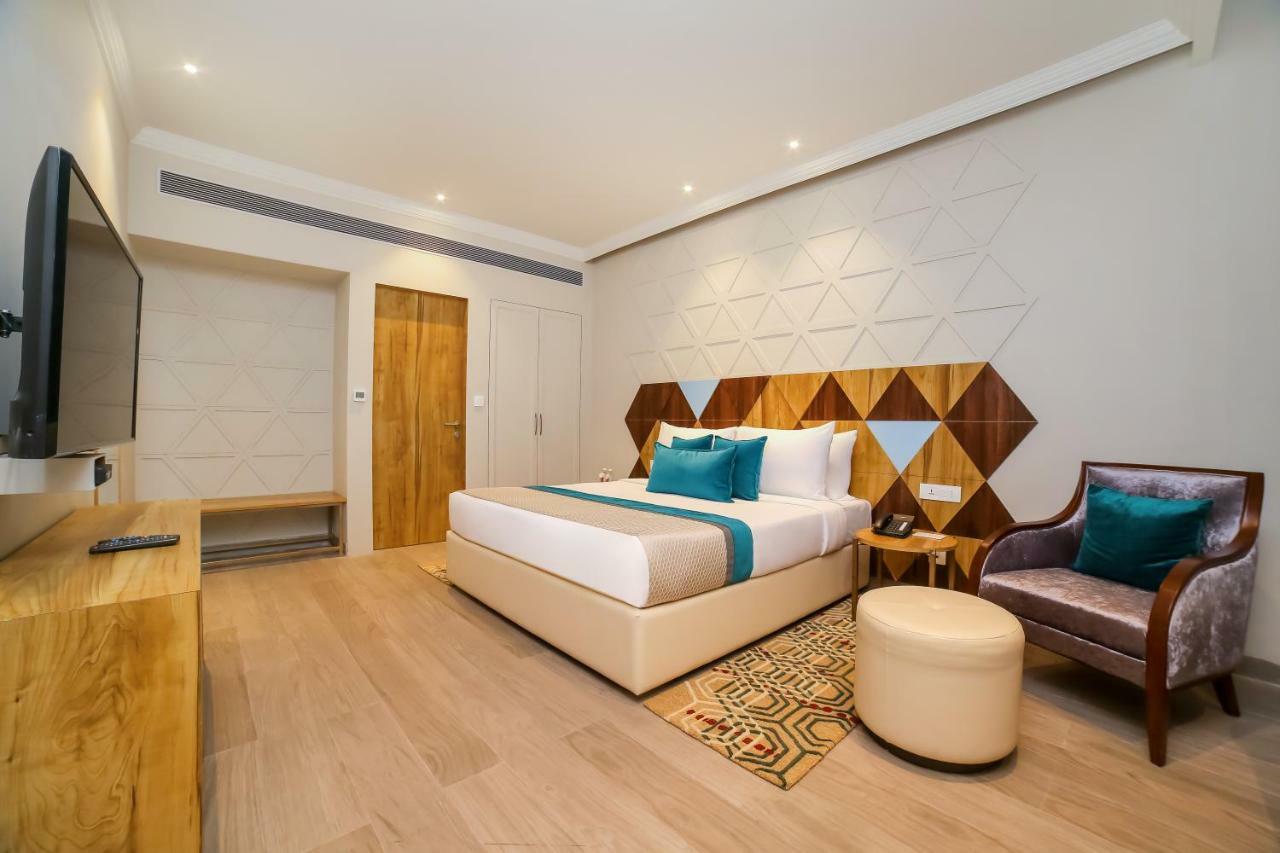 Zone Palace By The Park 4*