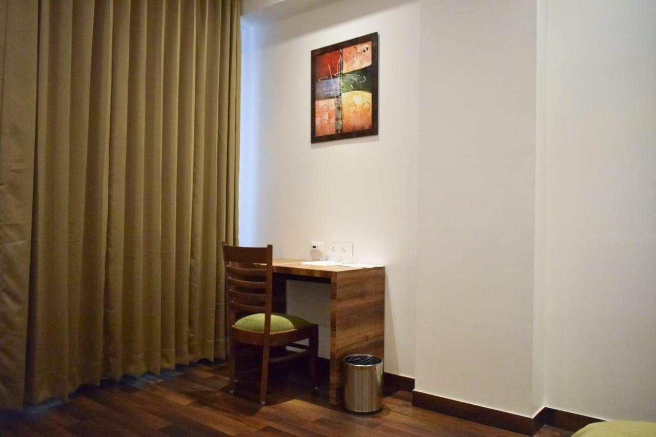 County Vaishali Nagar, Hotel 3*