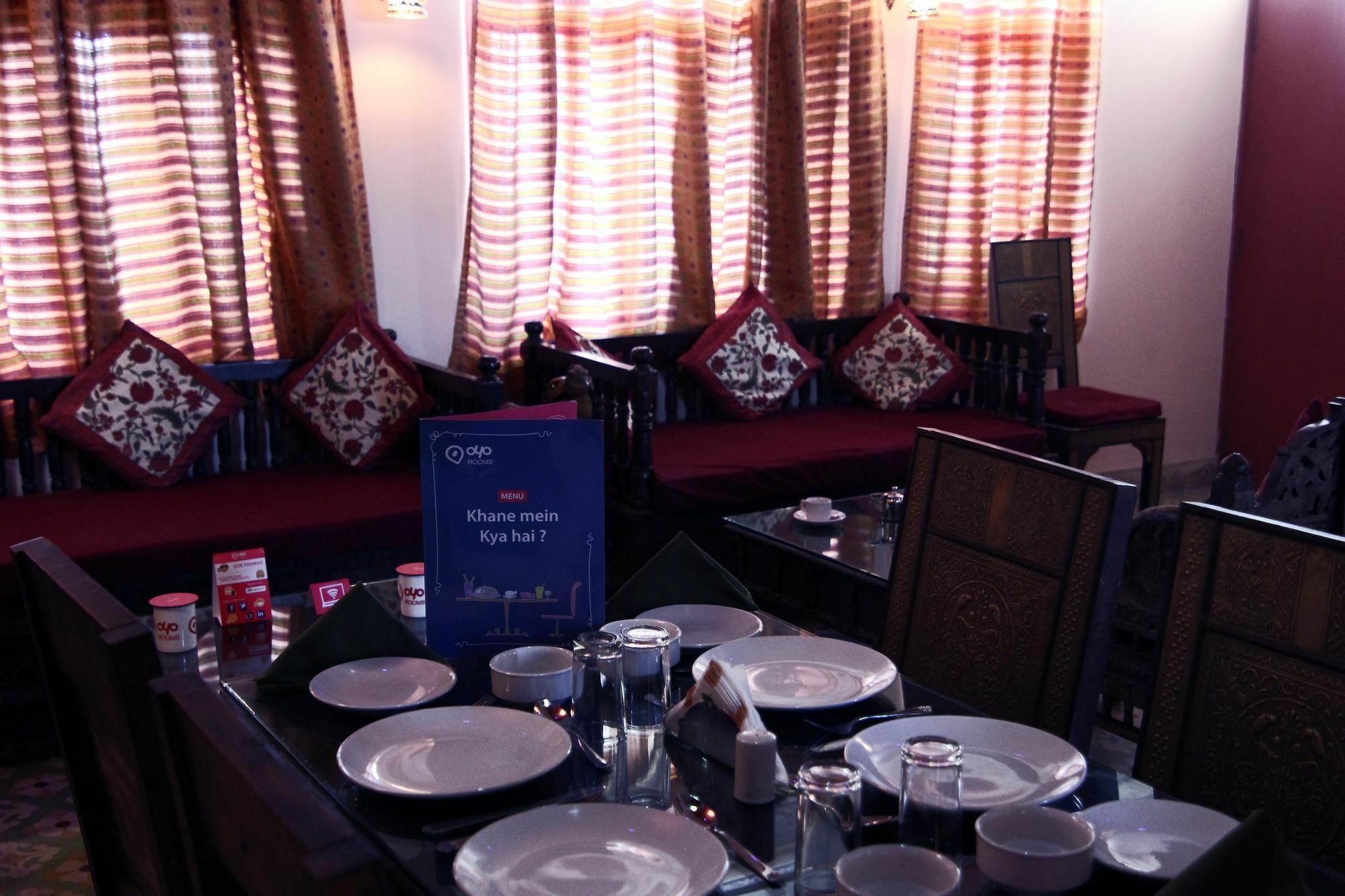 Oyo 1656 Mandela House Hotel Jaipur