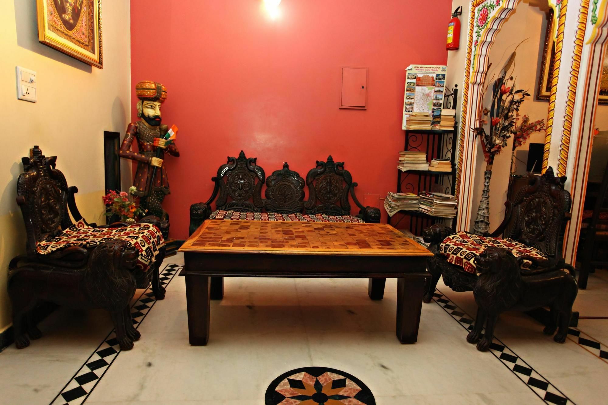 Oyo Nbc Hasanpura Road Hotel Jaipur