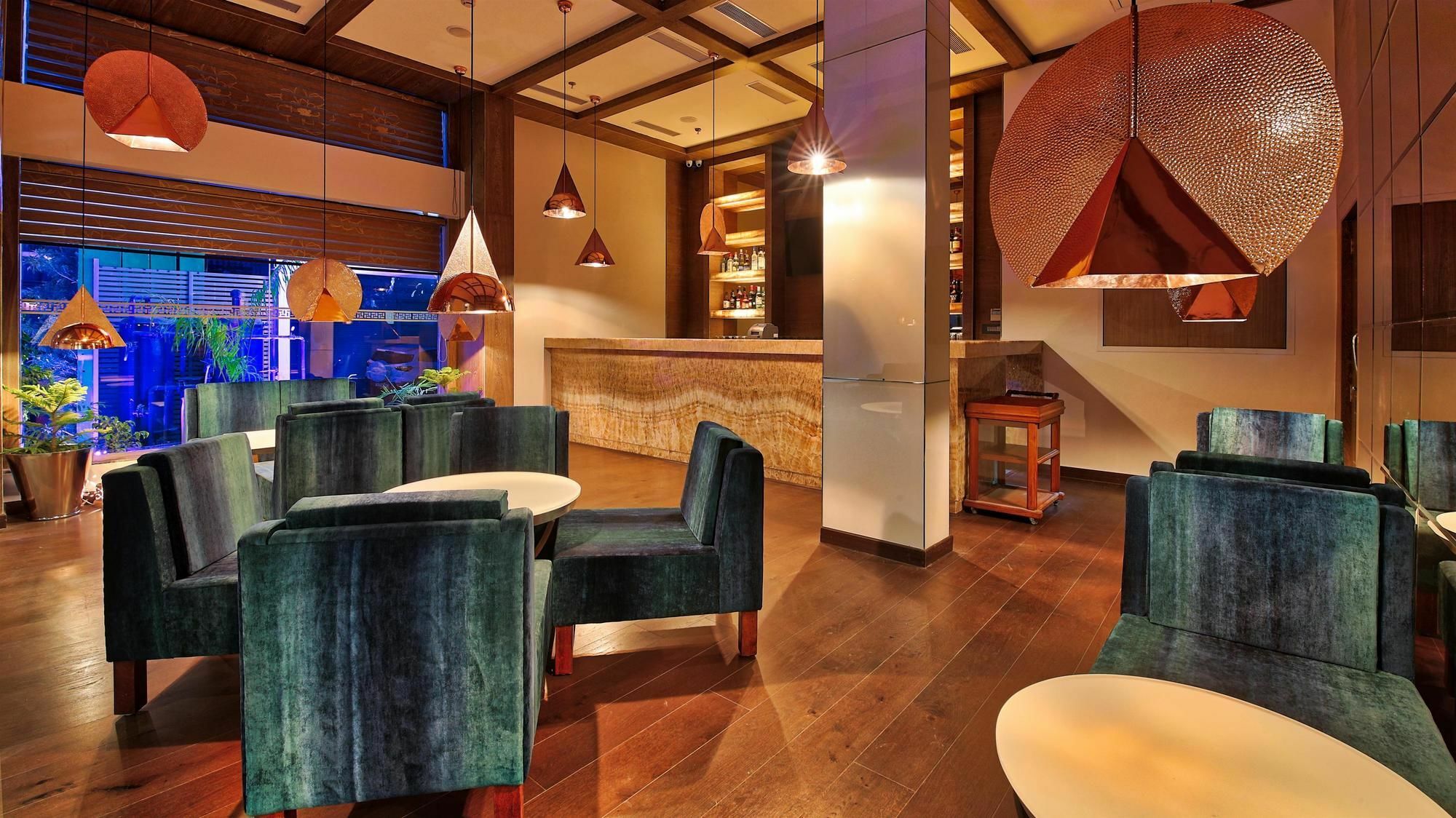 Golden Tulip Essential Hotel 4*