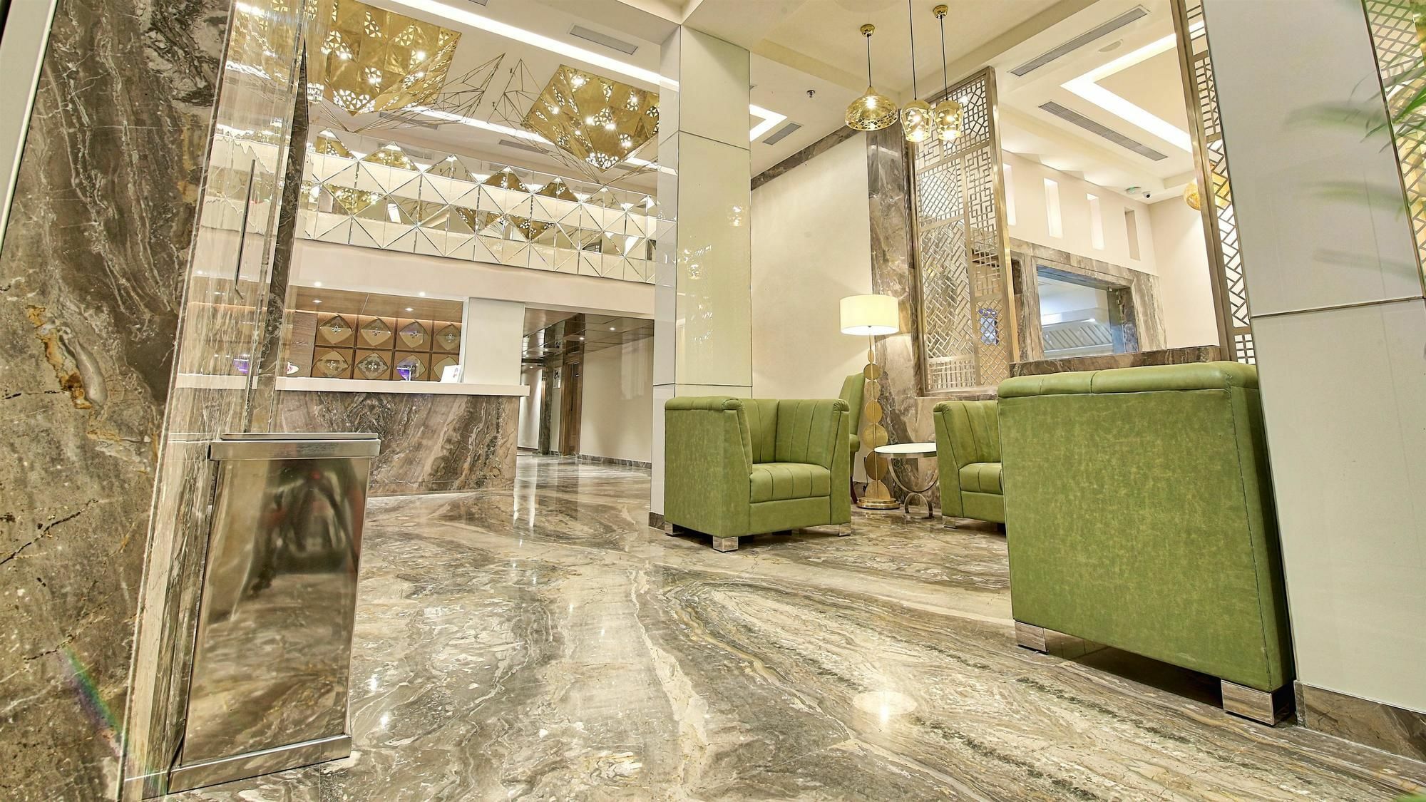 Golden Tulip Essential Hotel