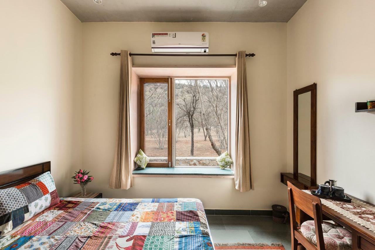 Stayvista The Owl House: Hillside With Terrace And Lawn Jaipur