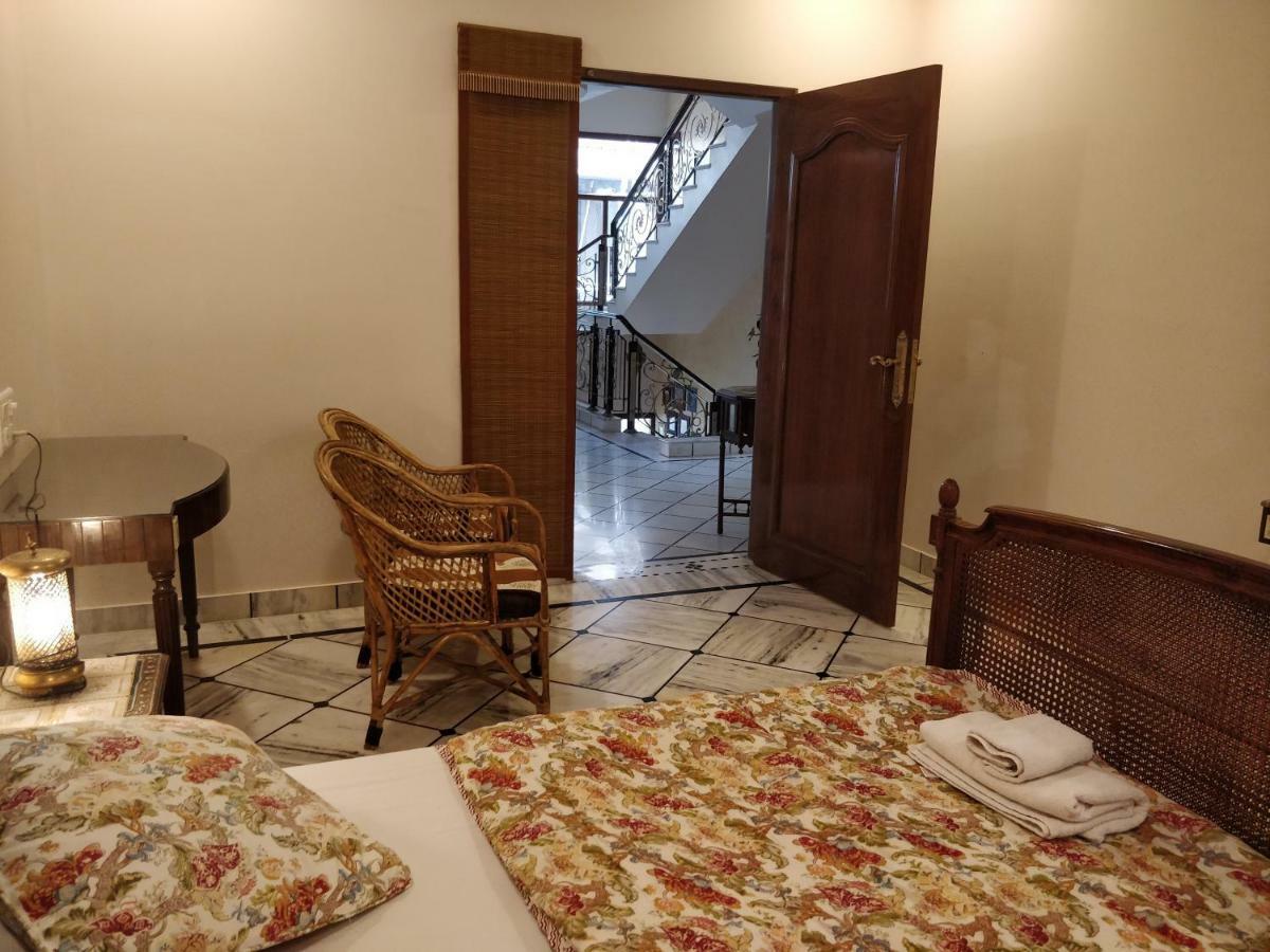 Homestay Seasons *