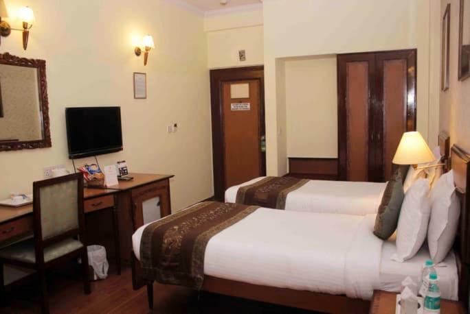 Hawa Mahal 3*