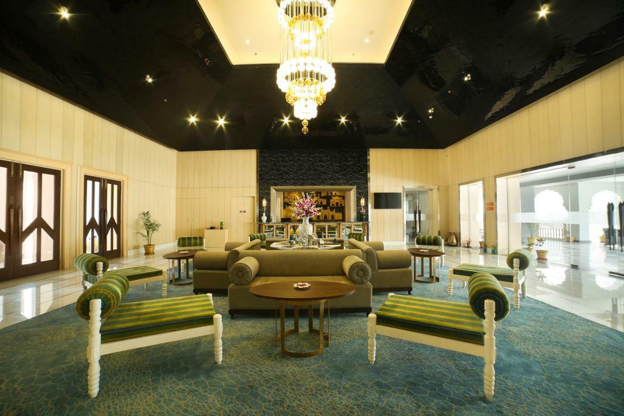 Zone Palace By The Park Resort