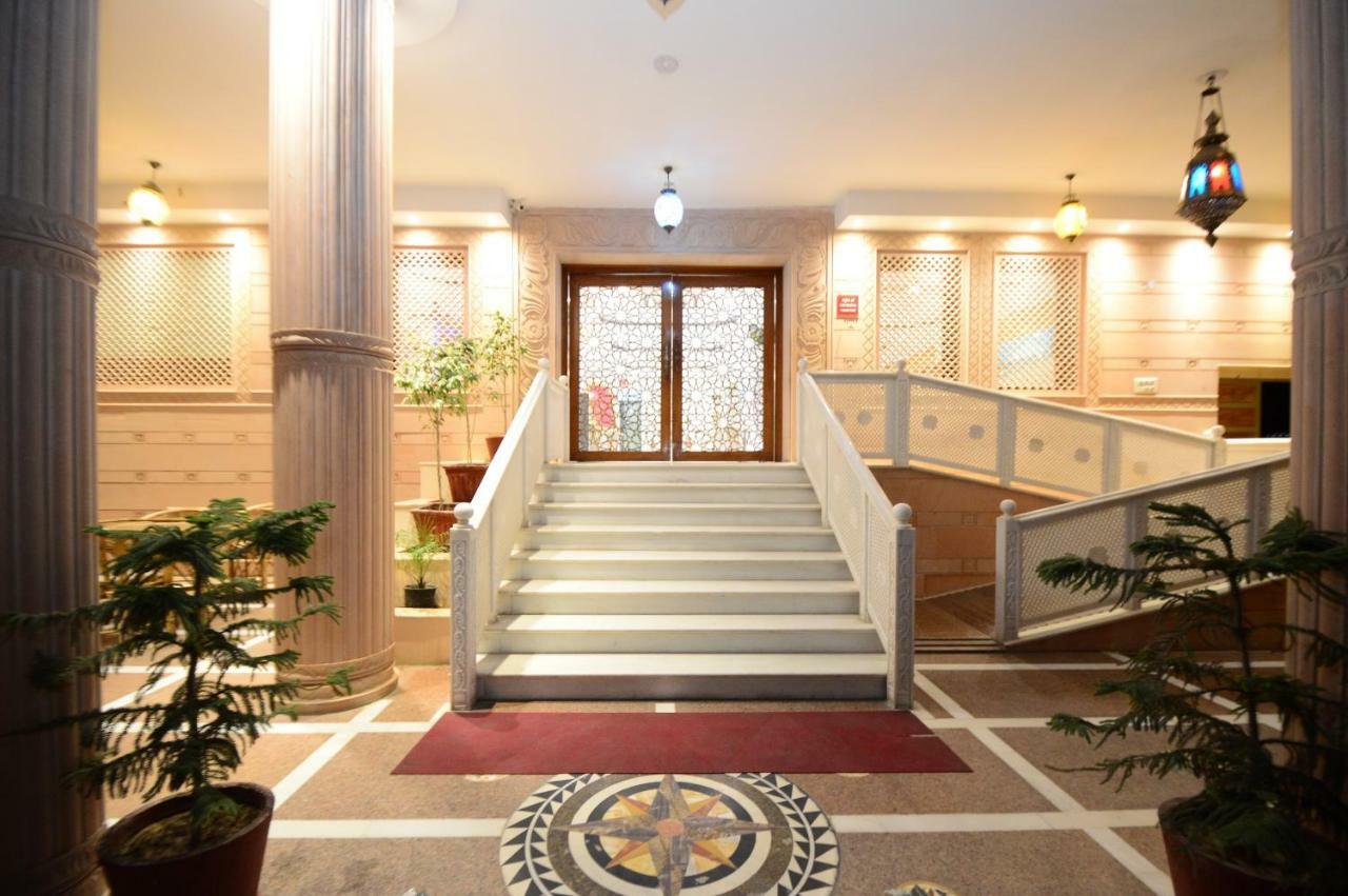 Hotel The Jal Mahal 4*