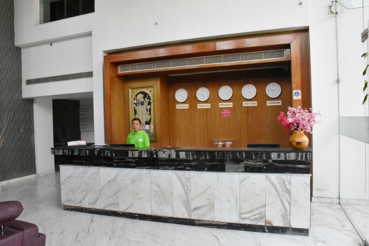Jagrati Ananta Express Hotel 3*