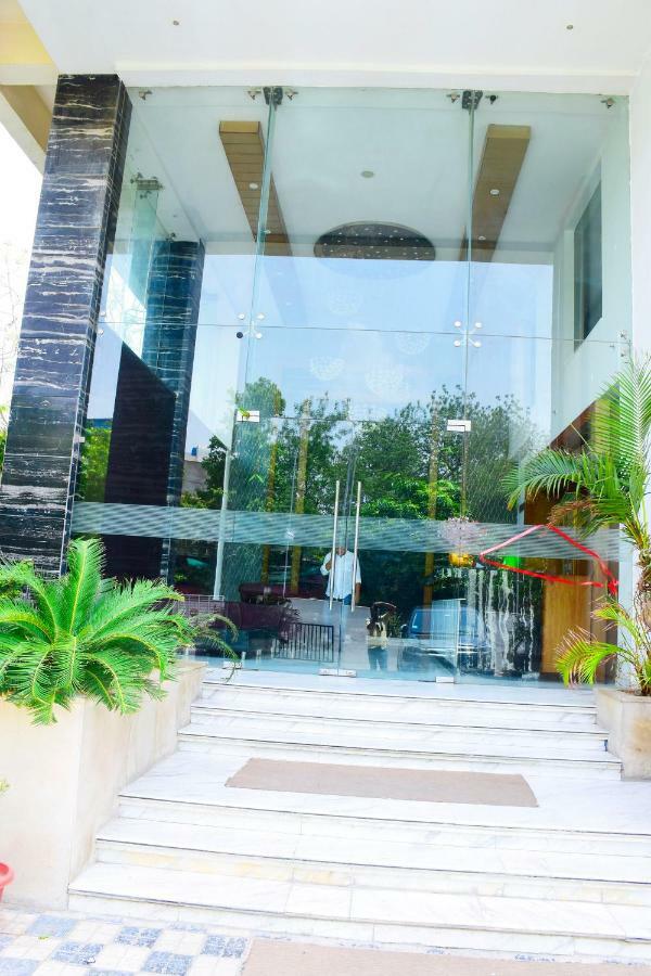 Jagrati Ananta Express Hotel Jaipur