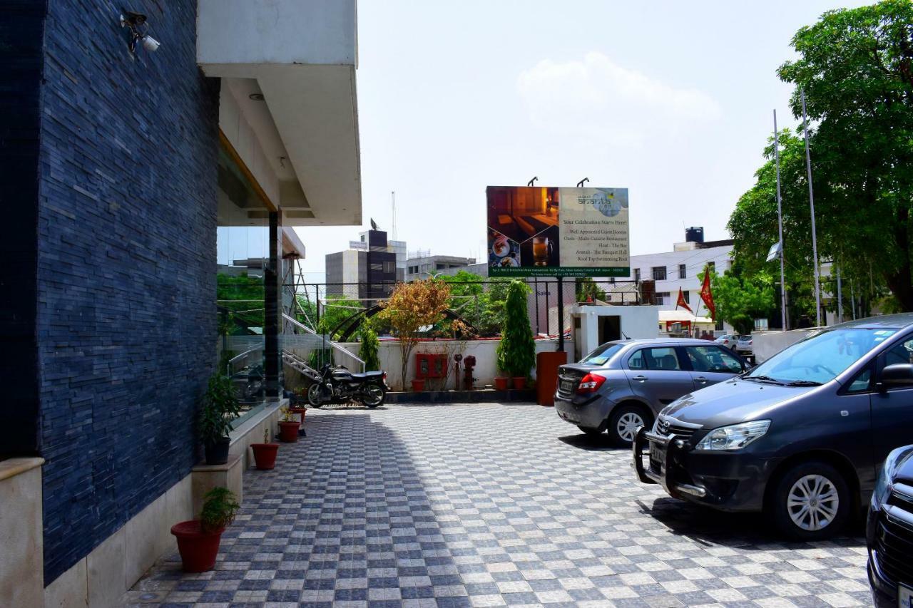 Hotel Jagrati Ananta Express 3*