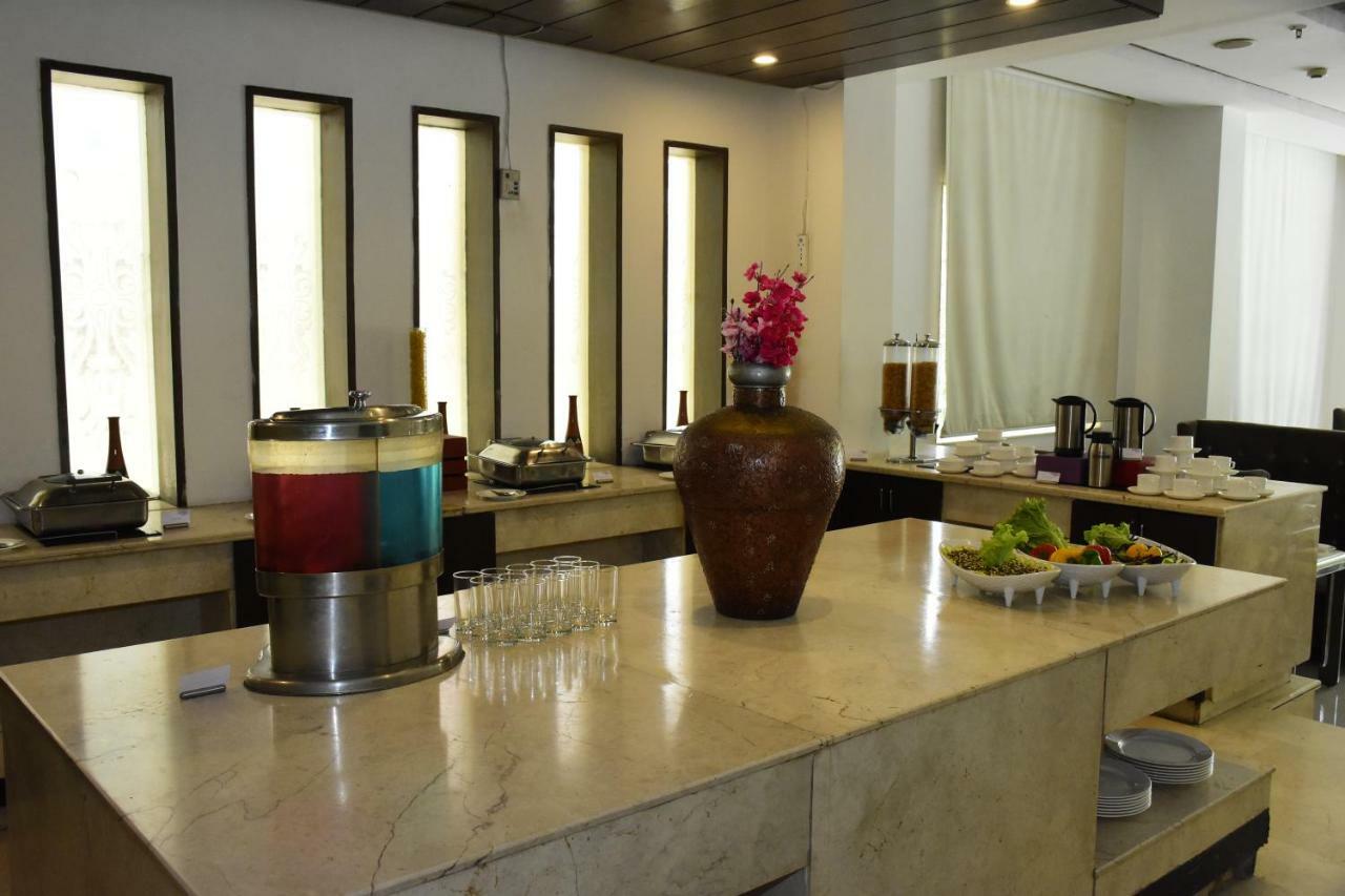 Hotel Jagrati Ananta Express Jaipur