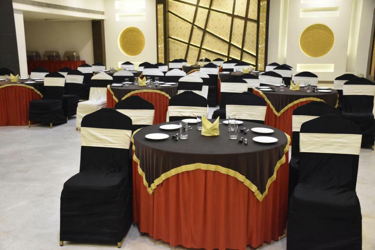 Hotel Jagrati Ananta Express Jaipur