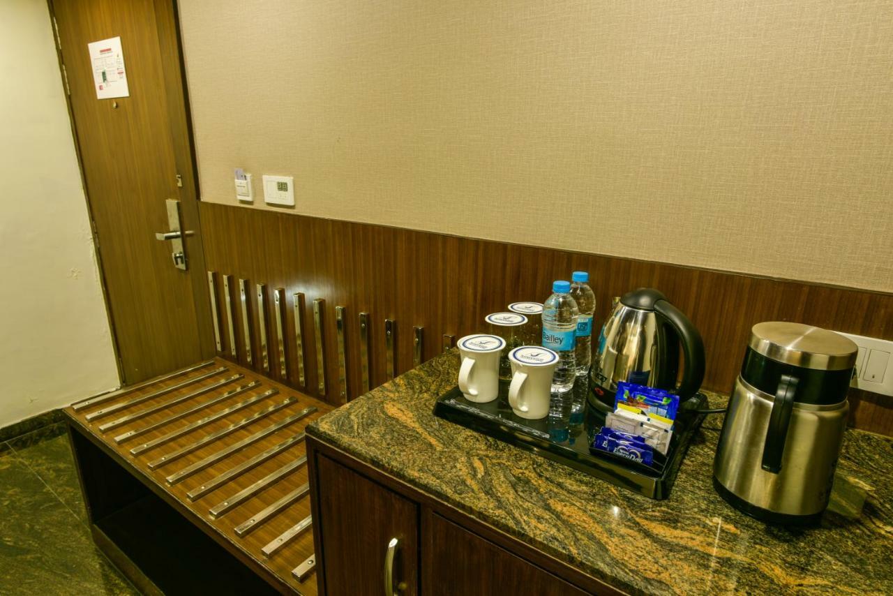 Renest Hotel