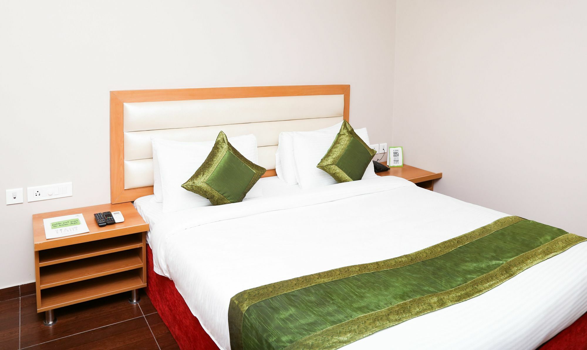 Treebo Trend Grand Mansarovar Hotel 3*
