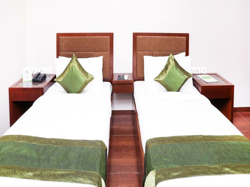 Hotel Treebo Trend Grand Mansarovar 3*
