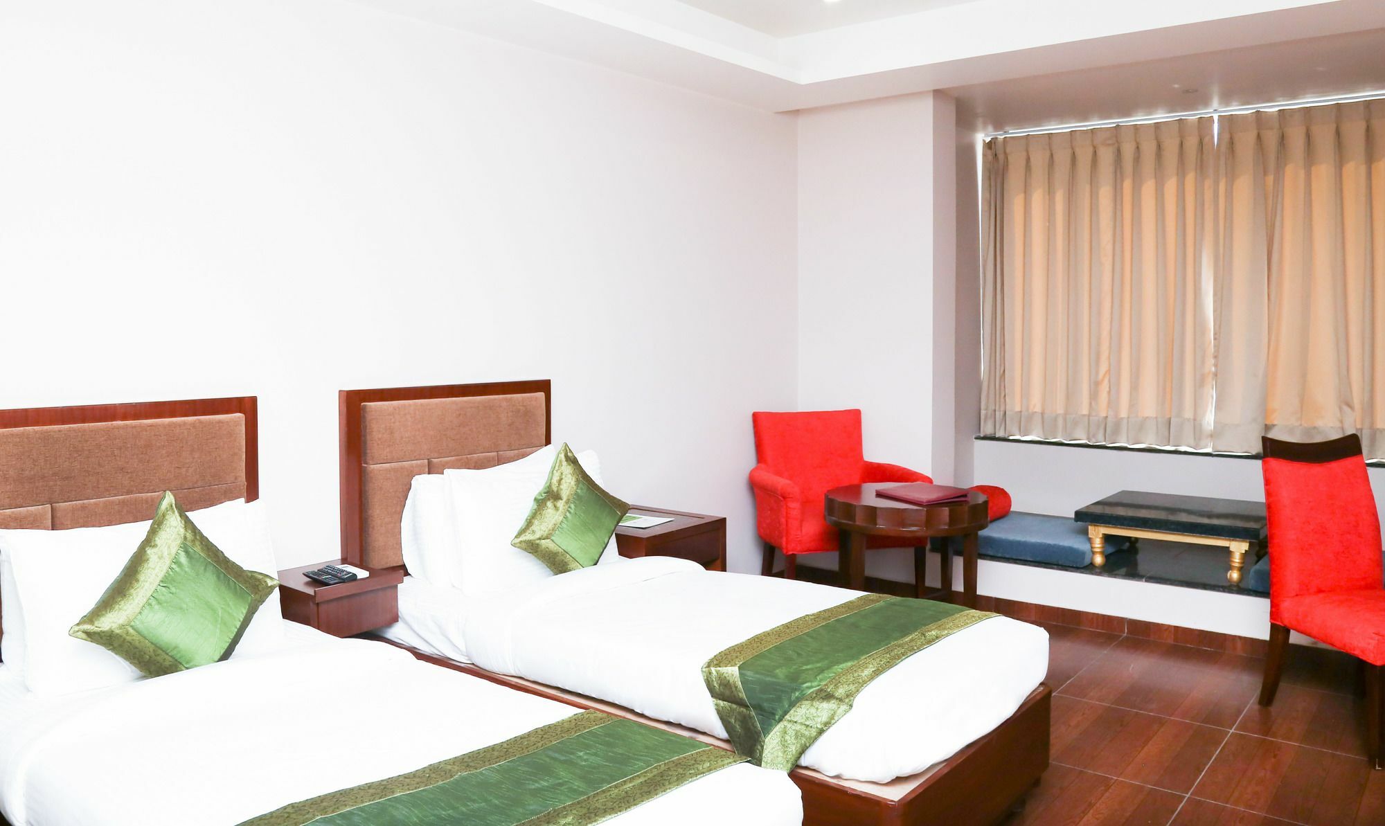 Treebo Trend Grand Mansarovar Hotel