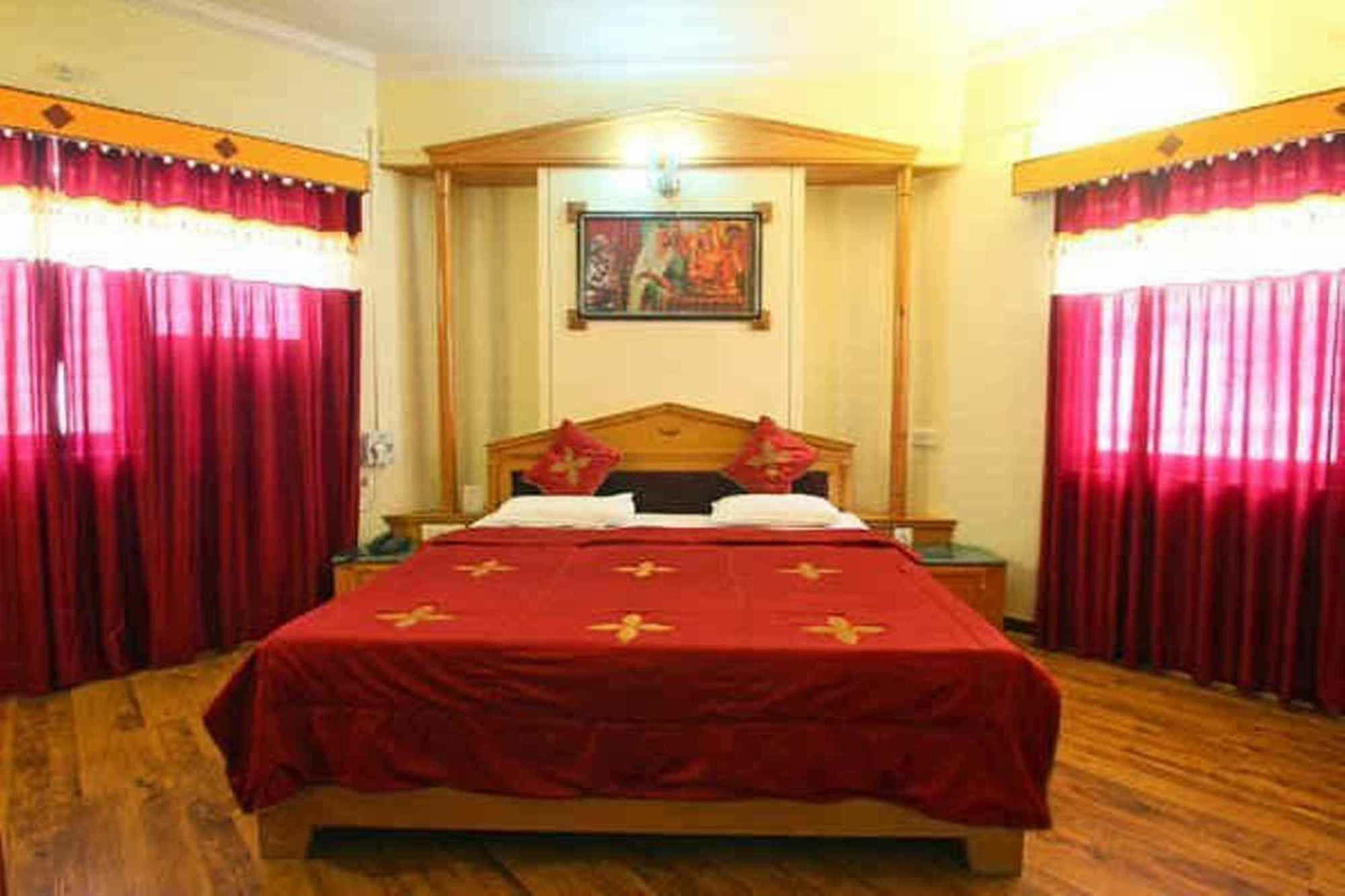 Royal Palazzo 3* Jaipur