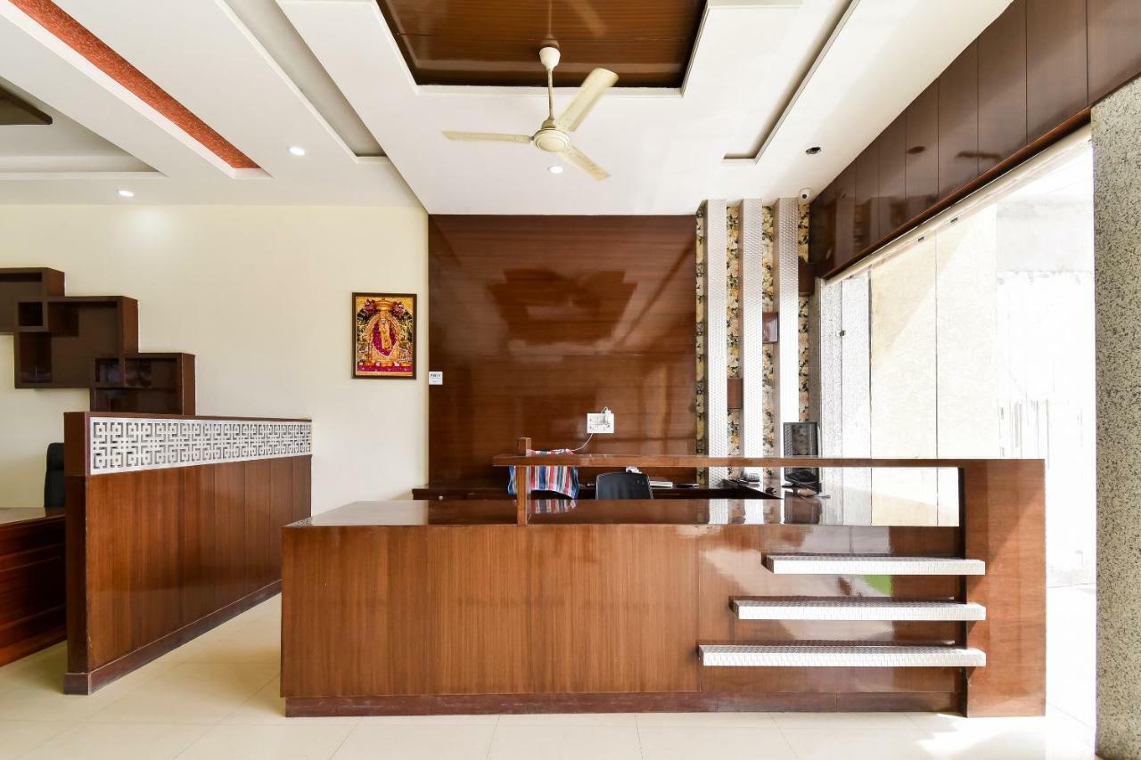 Hotel Oyo 44607 Glorious 3*
