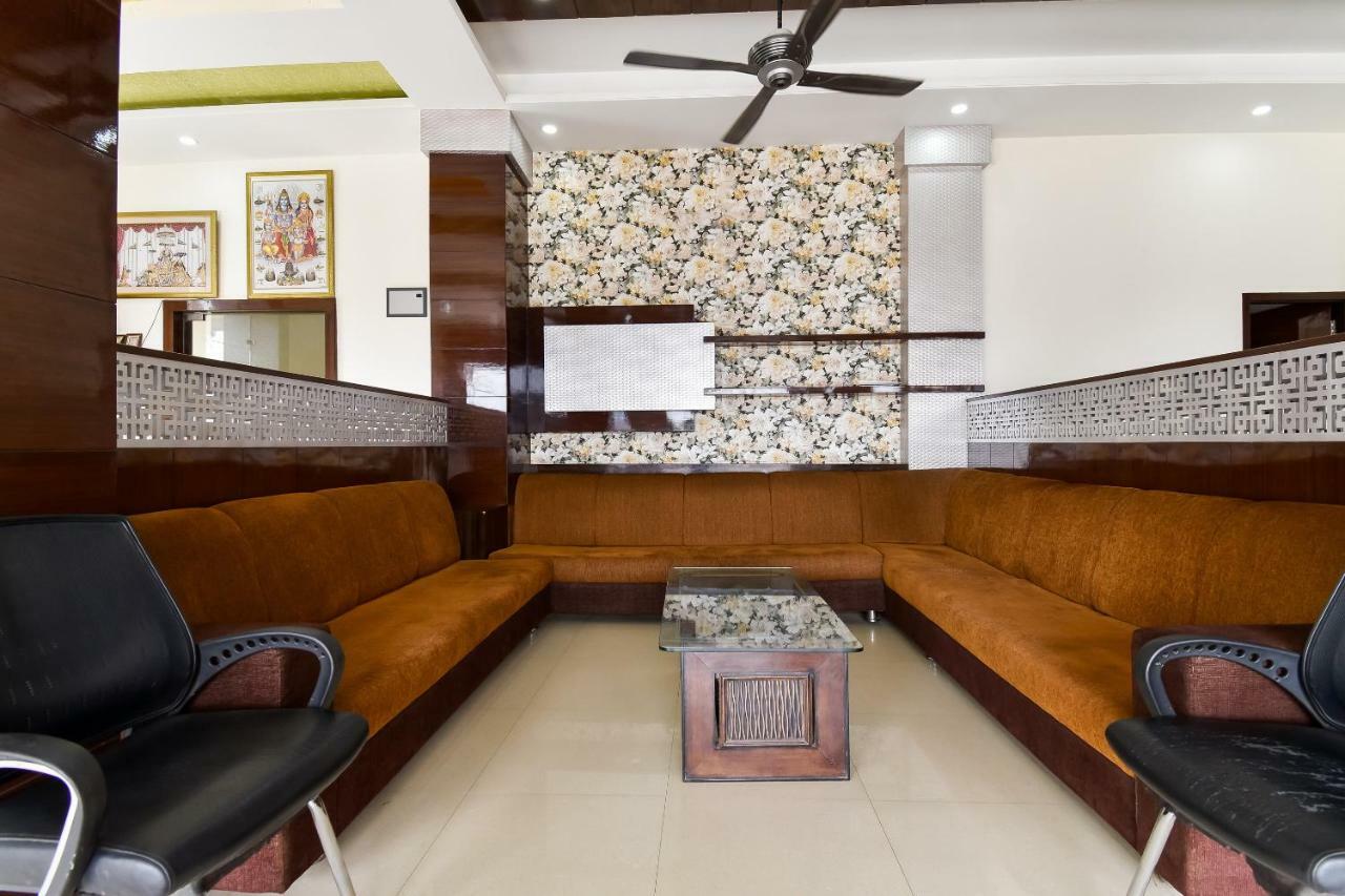 Hotel Oyo 44607 Glorious Jaipur