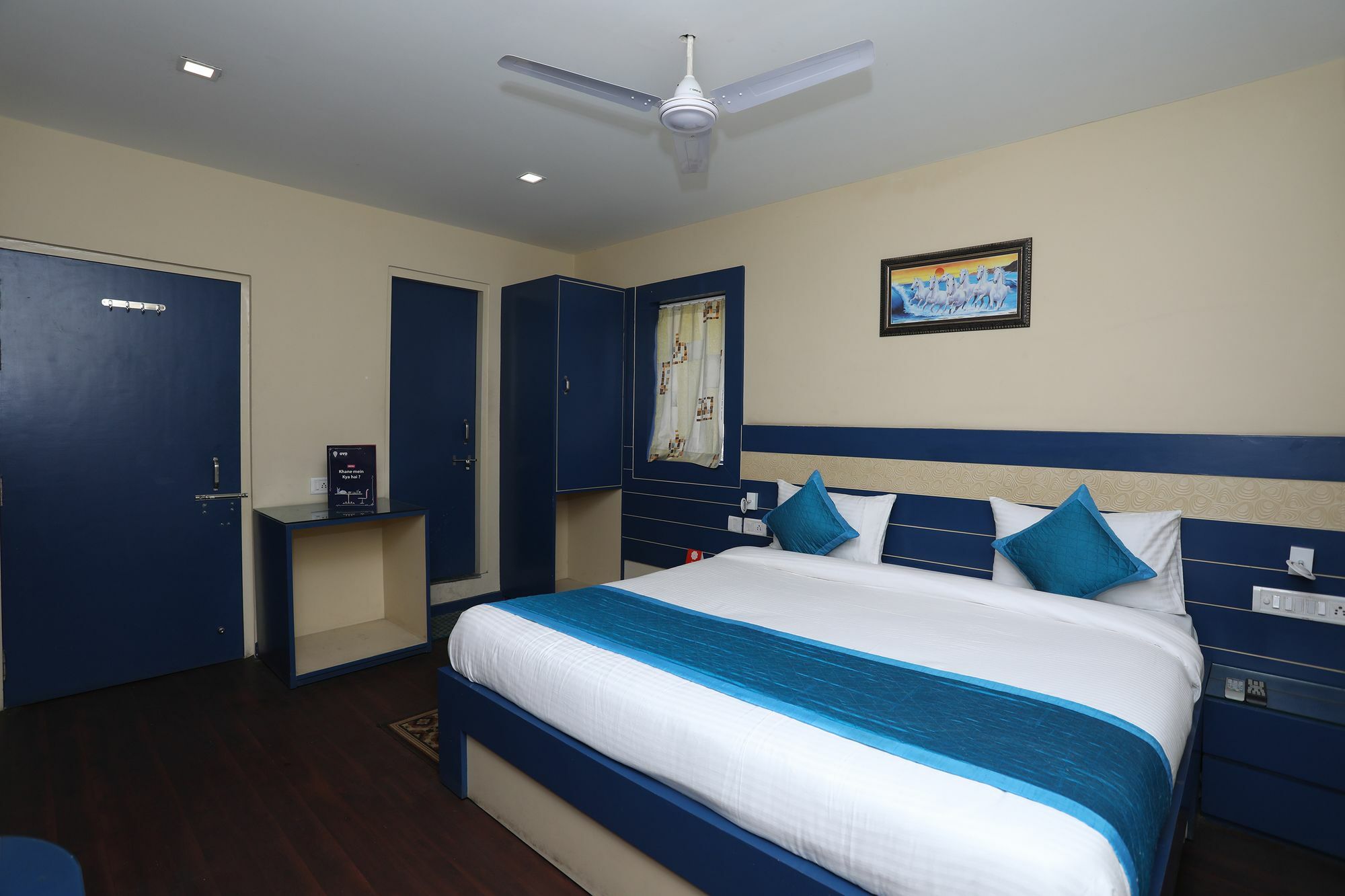 Oyo 10284 Transit Hotel Jaipur