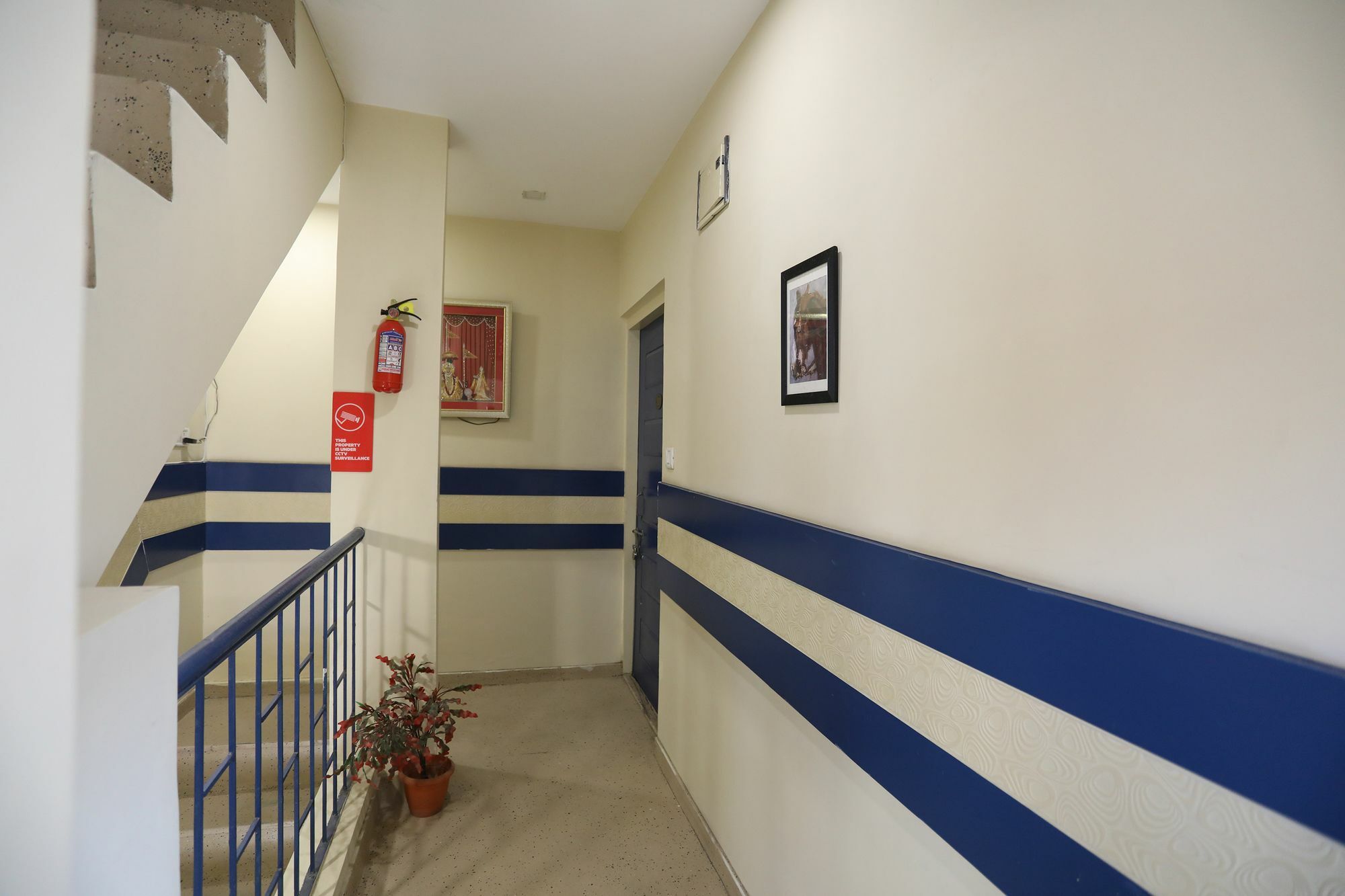 Hotel Oyo 10284 Transit