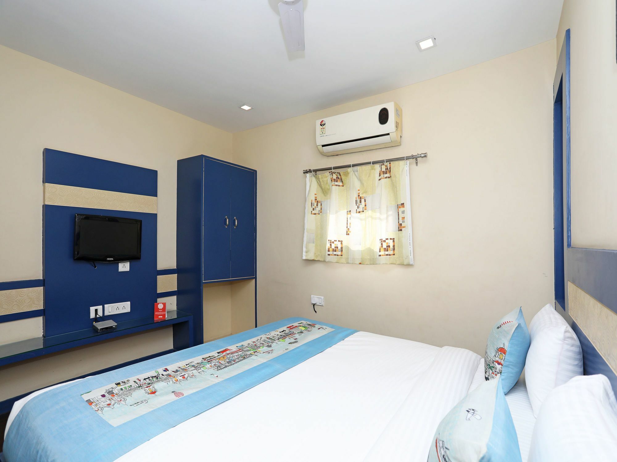 Hotel Oyo 10284 Transit 2*