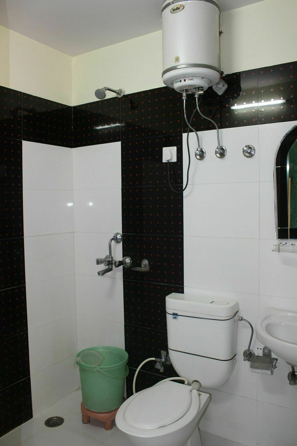 Hotel Classic Near Railway Station 3*