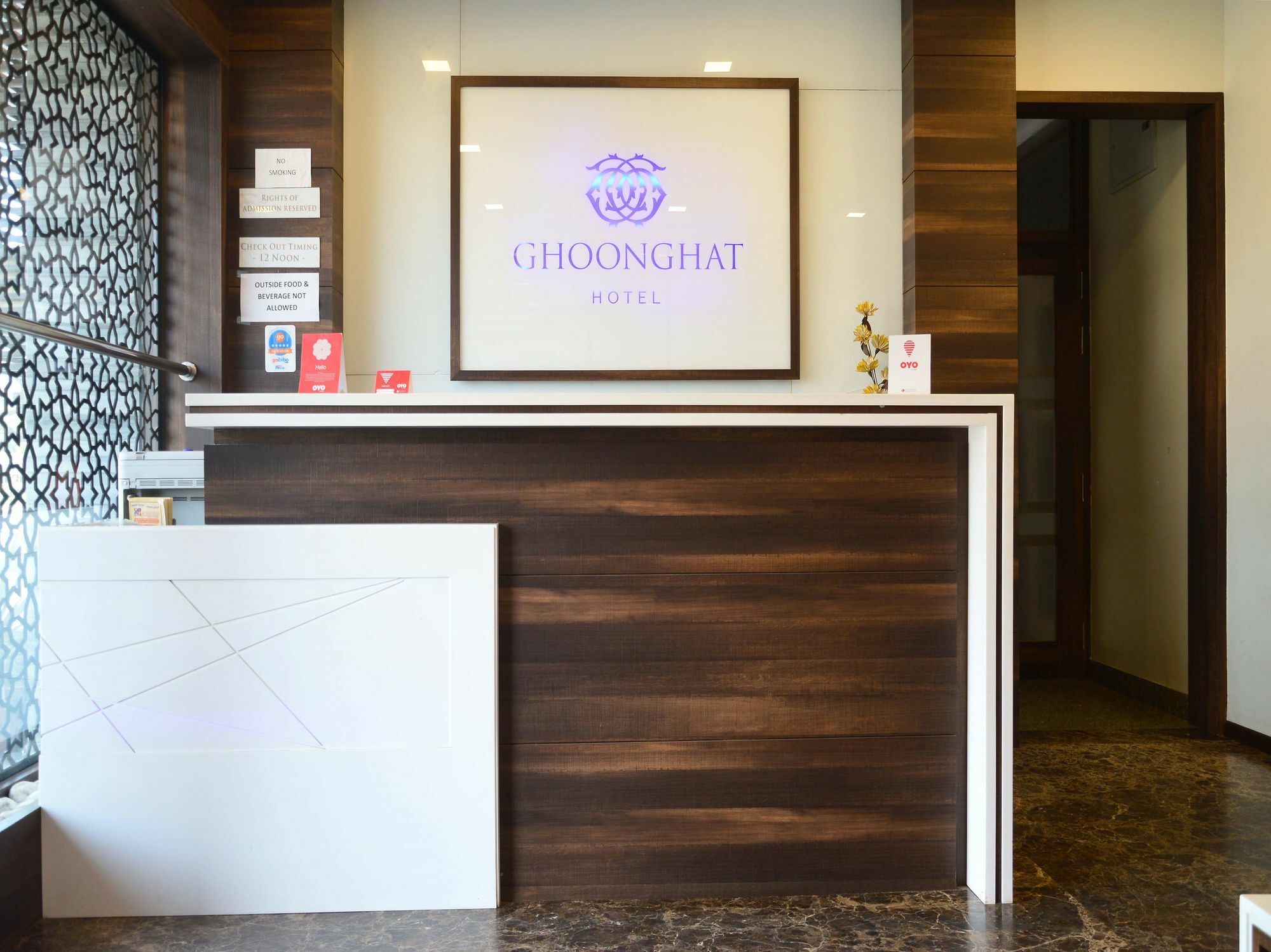Hotel Oyo 6805 Near Collectorate Circle
