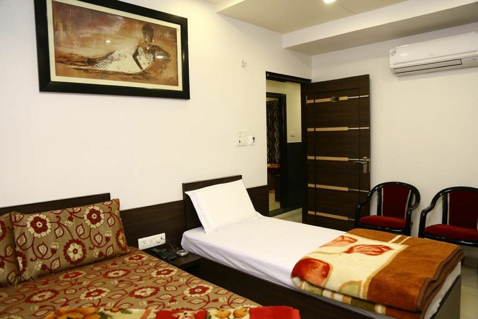 Hotel Abhinandan
