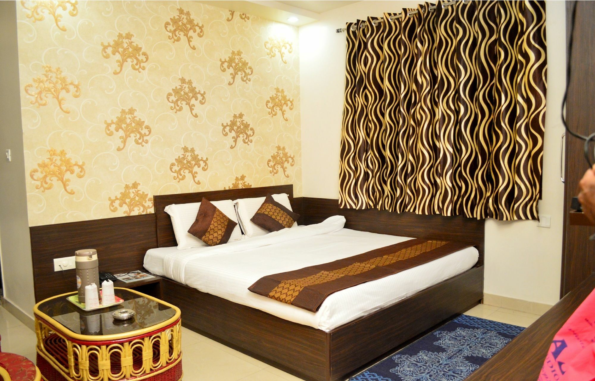 Abhinandan 3*