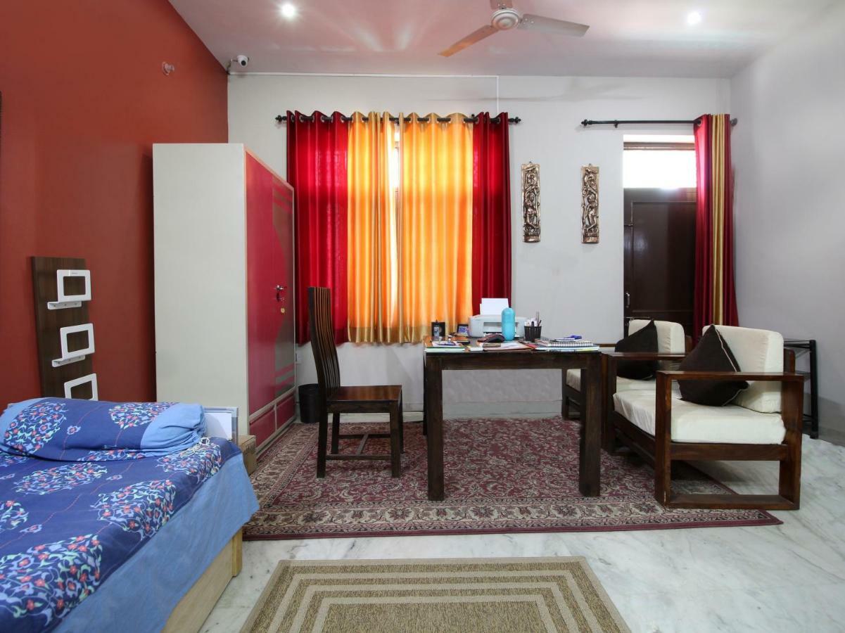 Homestay Michael's *