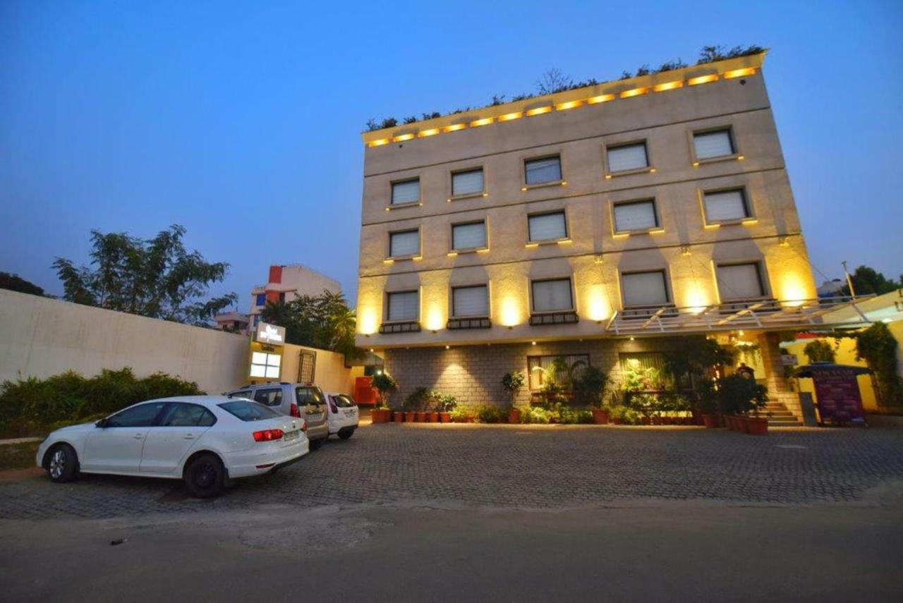 De Nada-a Luxury 4*