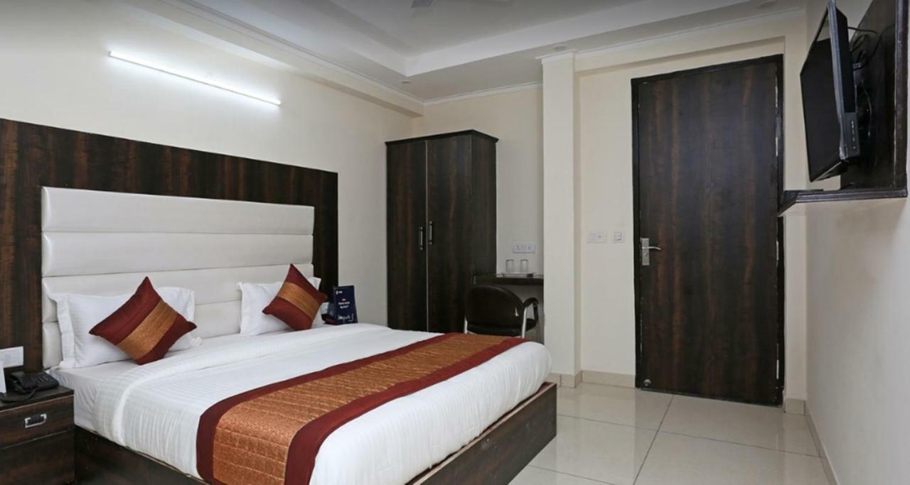 The Jal Mahal Hotel