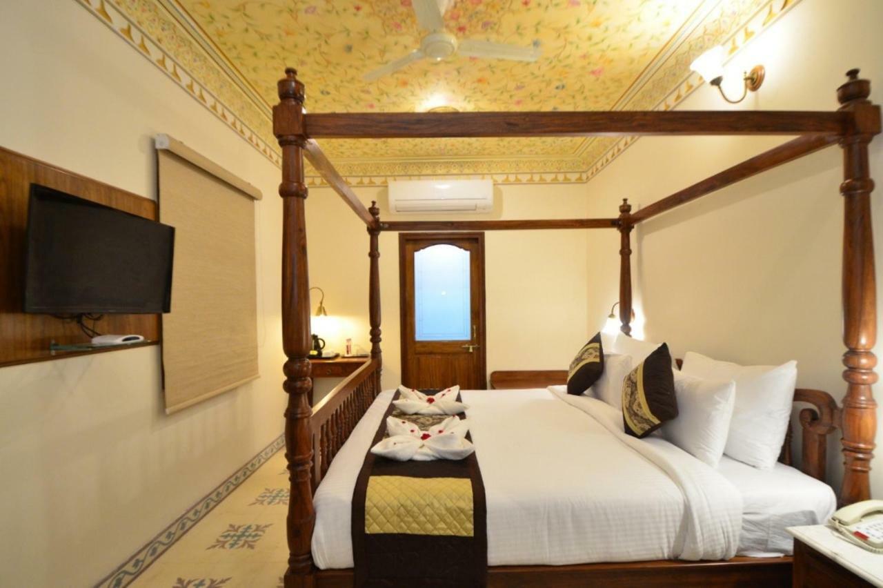 The Jal Mahal Hotel
