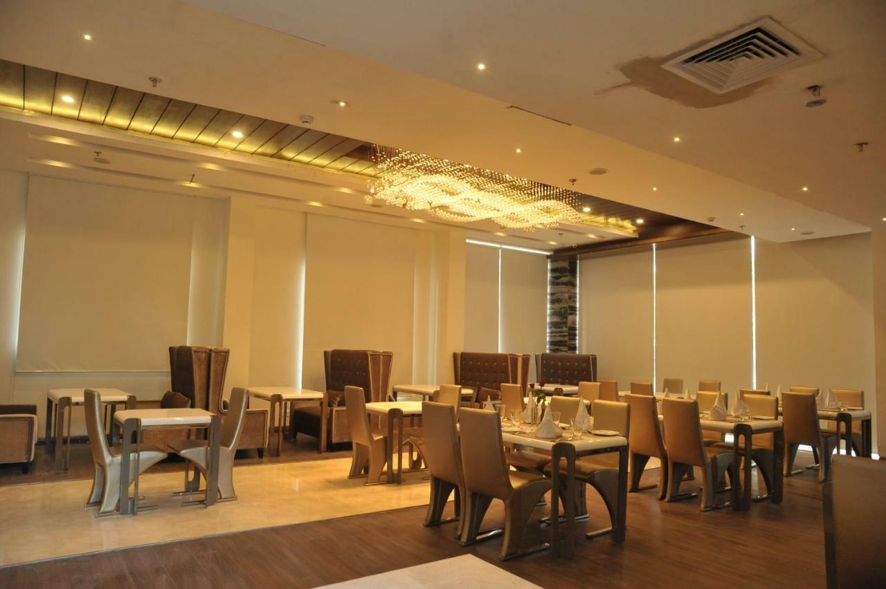 Hotel Jagrati Ananta Express Jaipur