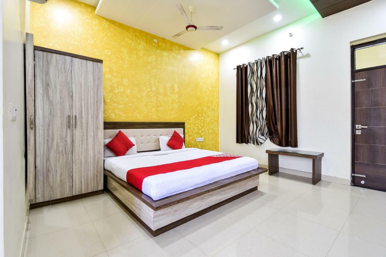 Oyo 44607 Glorious Jaipur