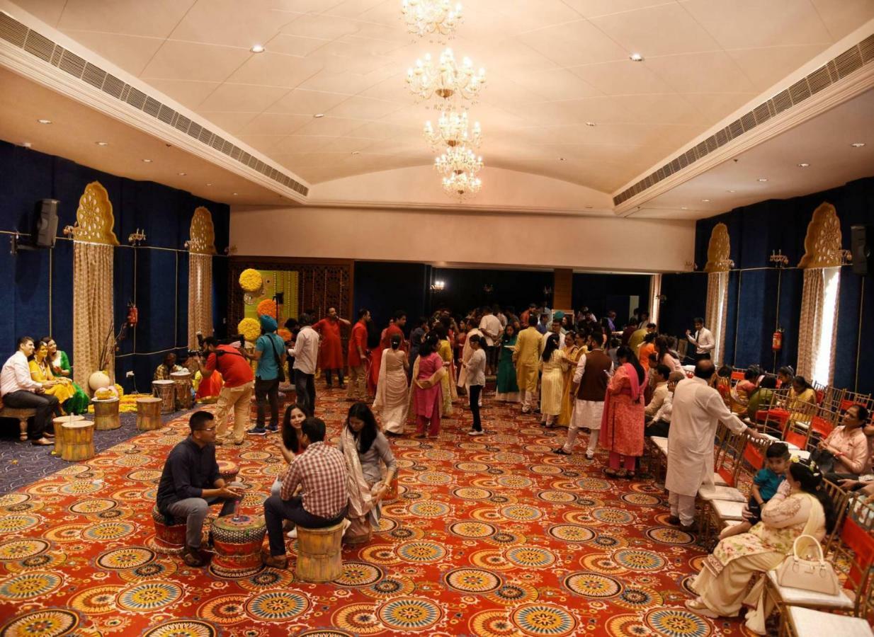 Resort Nirbana Palace - A Heritage And