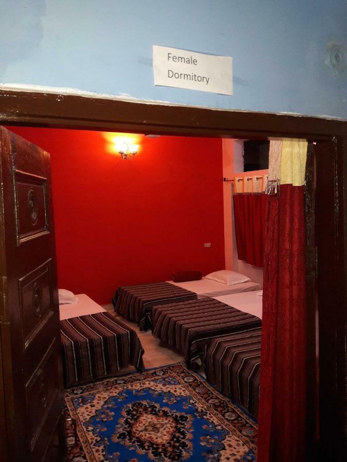 Aq Hostel *