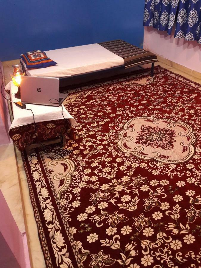 Hostel Aq *