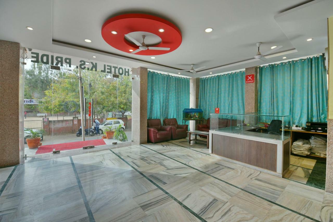 Hotel Oyo 7599 Ks Pride 3*