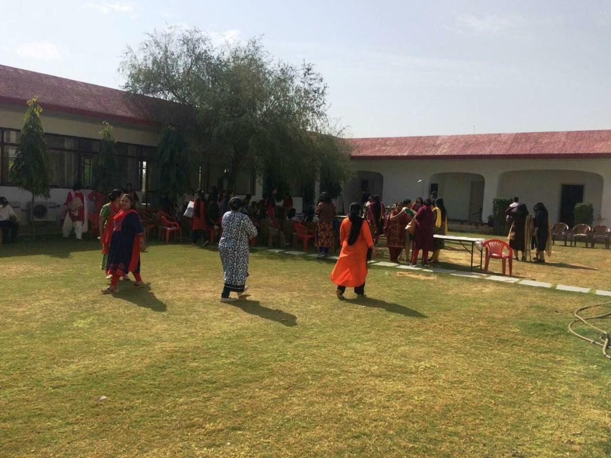 Estate Paradiso Hotel Jaipur