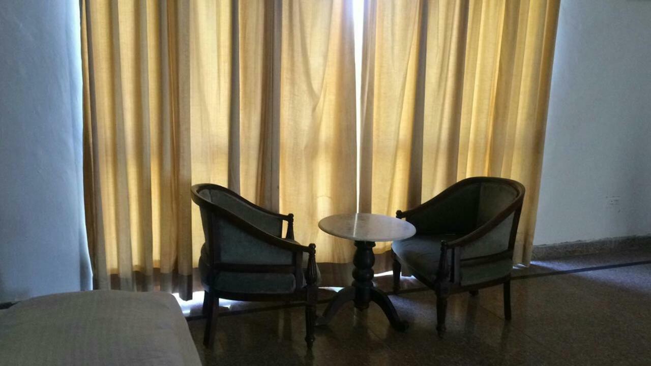 Hotel Estate Paradiso Jaipur