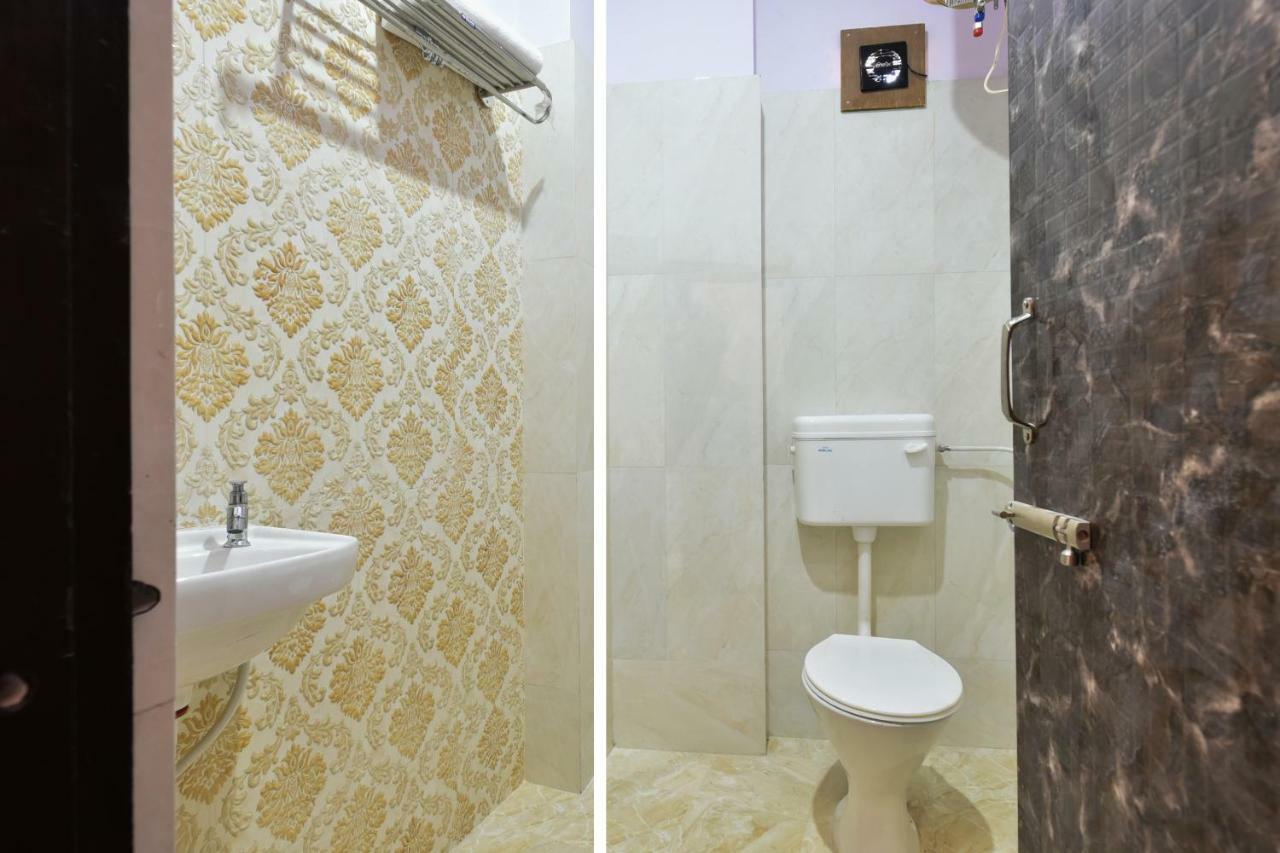 Hotel Oyo 40184 Hotel 7 Star Saver