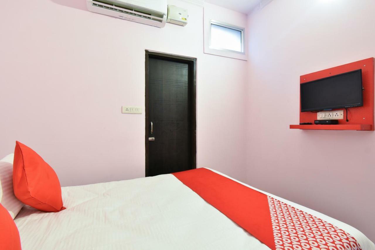 Hotel Oyo 40184 Hotel 7 Star Saver Jaipur