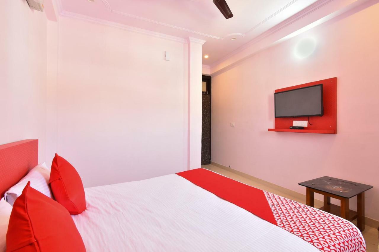 Oyo 40184 Hotel 7 Star Saver Jaipur
