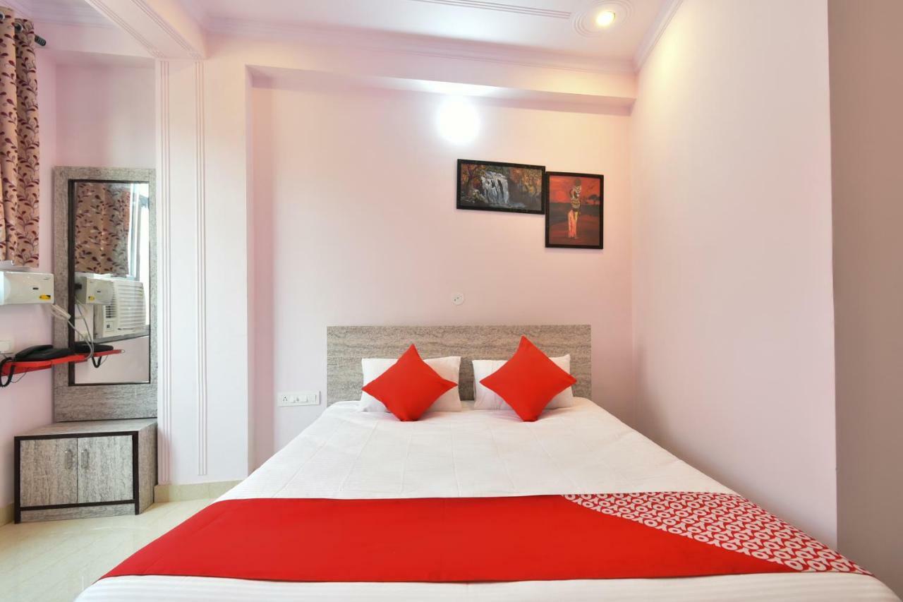 Oyo 40184 Hotel 7 Star Saver